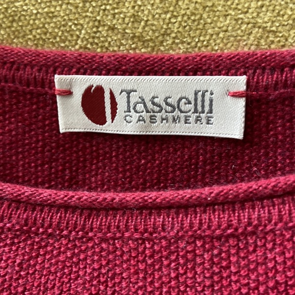 Womens Red cashmere sweater - Picture 2 of 5